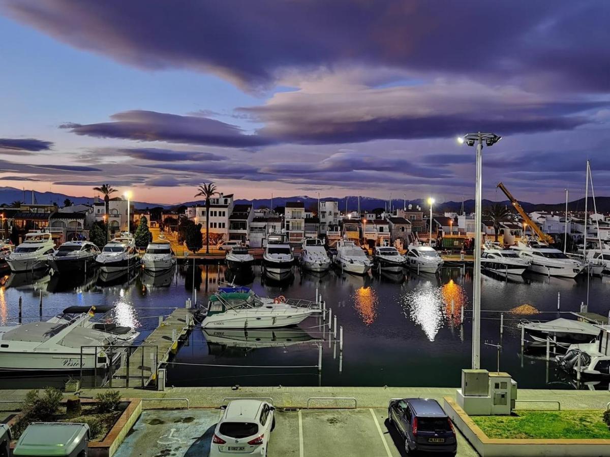Apartamento Con Vistas Al Mar - Wifi - Aire Acondicionado Empuriabrava Eksteriør bilde